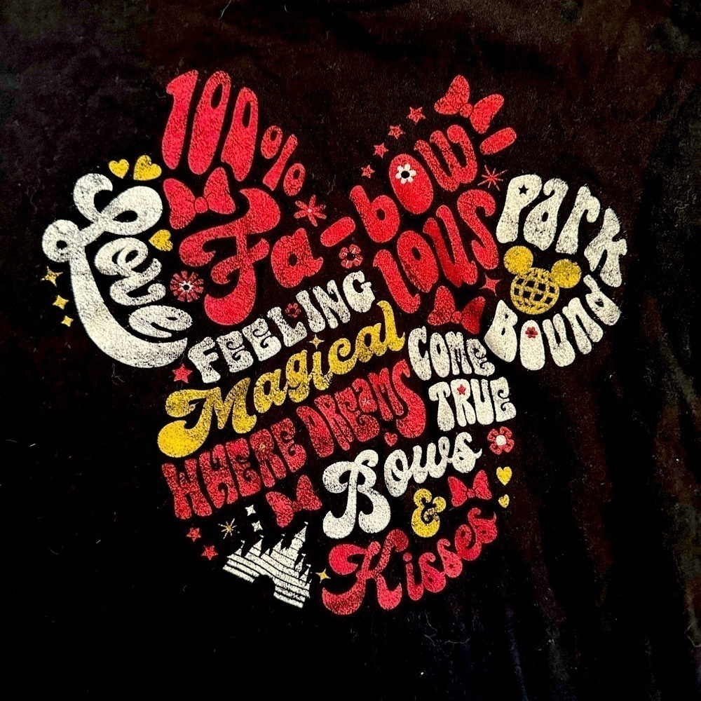 Disney Parks Mickey Love Shirt Size Medium